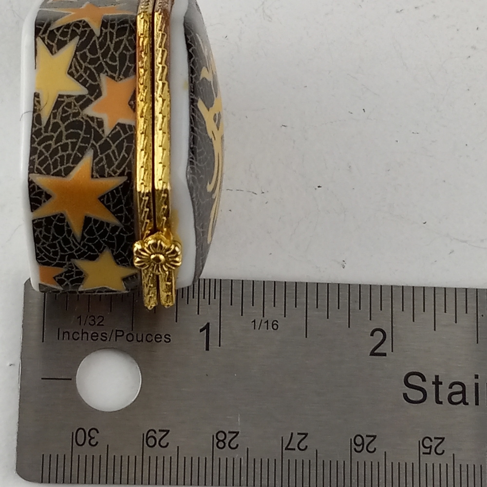 Porcelain Keepsake Container - Picture 8 of 8